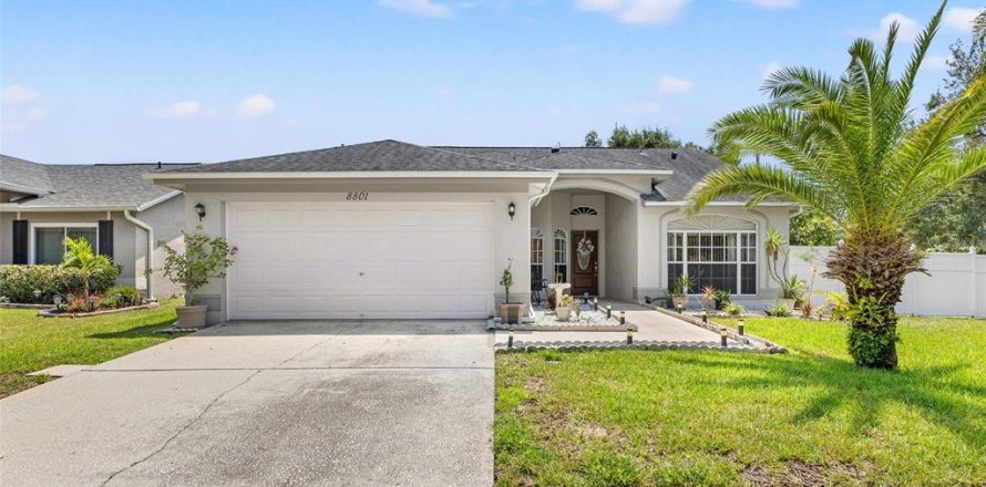 Casa en Tampa, Florida 4 dormitorios, 148.55 m2 № 1909781
