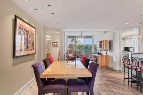 Condominio en venta en Longboat Key, Florida, 3 dormitorios, 220.09 m2 № 1625473 - foto 24