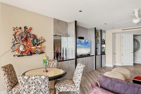 Condominio en venta en Longboat Key, Florida, 3 dormitorios, 220.09 m2 № 1625473 - foto 11