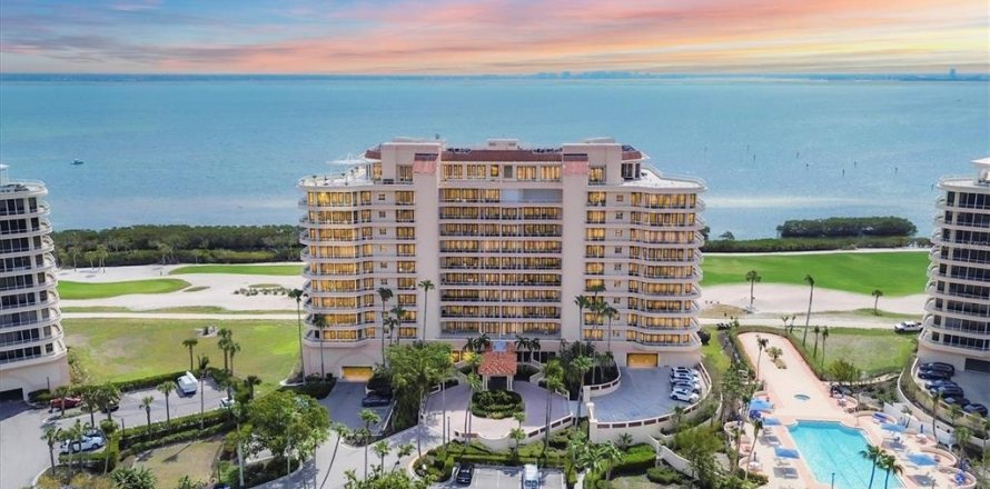 Condominio en Longboat Key, Florida, 3 dormitorios № 1625473