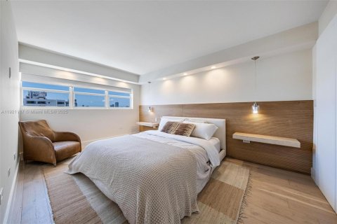 Снять в аренду кондоминиум в Майами-Бич, Флорида 2 спальни, 87.33м2, № 2082712 - фото 10