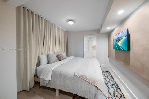 Снять в аренду кондоминиум в Майами-Бич, Флорида 2 спальни, 87.33м2, № 2082712 - фото 8