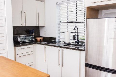 Condominio en venta en Orlando, Florida, 1 dormitorio, 69.21 m2 № 2230999 - foto 9