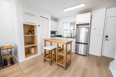 Condominio en venta en Orlando, Florida, 1 dormitorio, 69.21 m2 № 2230999 - foto 8