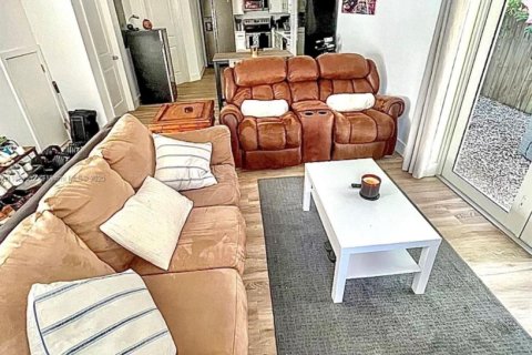 Снять в аренду виллу или дом в Ки-Ларго, Флорида 3 спальни, 120.03м2, № 2034845 - фото 8