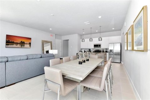 Condo in Kissimmee, Florida, 4 bedrooms  № 1904148 - photo 11