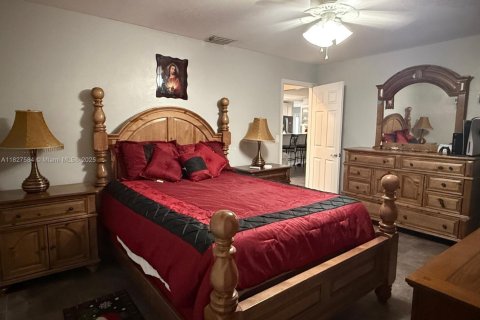 Casa en venta en Clewiston, Florida, 3 dormitorios, 189.24 m2 № 1920732 - foto 10