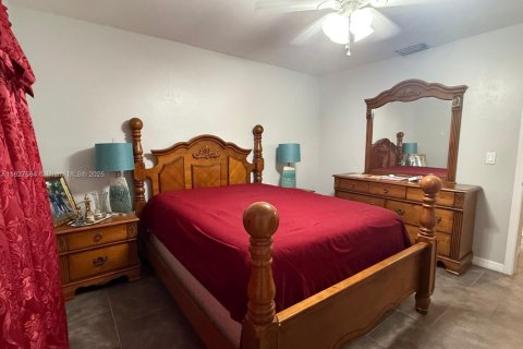 Casa en venta en Clewiston, Florida, 3 dormitorios, 189.24 m2 № 1920732 - foto 14