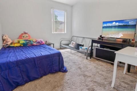 Touwnhouse à vendre à Pembroke Pines, Floride: 3 chambres, 151.9 m2 № 1674730 - photo 16