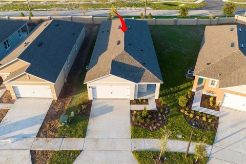 Villa ou maison à louer à Davenport, Floride: 3 chambres, 150.97 m2 № 2156624 - photo 3