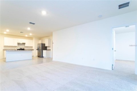 Villa ou maison à louer à Davenport, Floride: 3 chambres, 150.97 m2 № 2156624 - photo 15