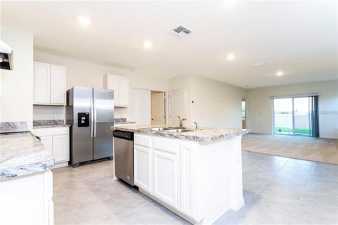 Villa ou maison à louer à Davenport, Floride: 3 chambres, 150.97 m2 № 2156624 - photo 7