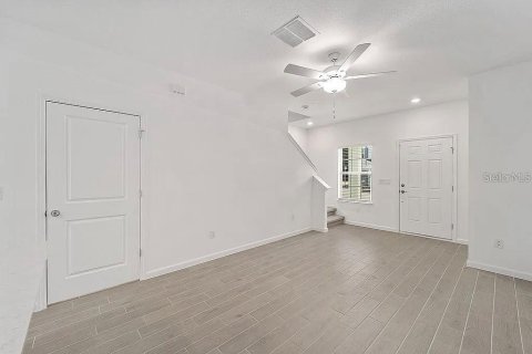 Townhouse in Ocala, Florida 2 bedrooms, 110.18 sq.m. № 1905410 - photo 6