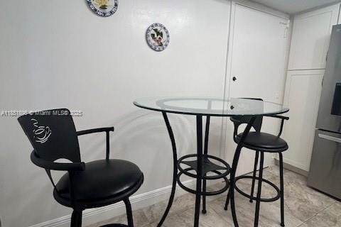 Снять в аренду кондоминиум в Халландейл-Бич, Флорида 2 спальни, 100.33м2, № 1858152 - фото 3