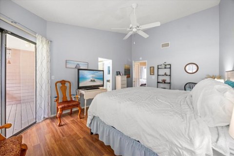 Condo in Altamonte Springs, Florida, 3 bedrooms  № 1722958 - photo 13