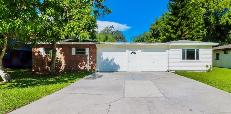 Villa ou maison à Tampa, Floride 3 chambres, 172.8 m2 № 1873718