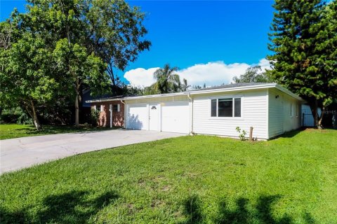 Villa ou maison à vendre à Tampa, Floride: 3 chambres, 172.8 m2 № 1873718 - photo 2