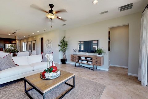 House in Umatilla, Florida 4 bedrooms, 177.44 sq.m. № 1819185 - photo 9