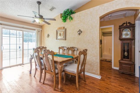 House in Orange City, Florida 3 bedrooms, 112.6 sq.m. № 1742873 - photo 15
