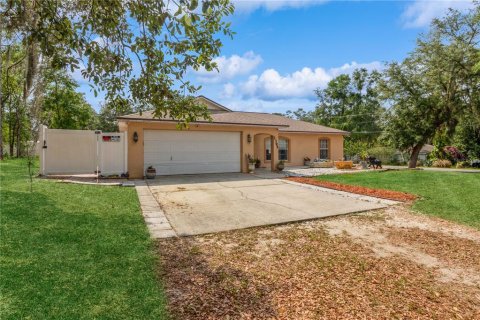 House in Orange City, Florida 3 bedrooms, 112.6 sq.m. № 1742873 - photo 2