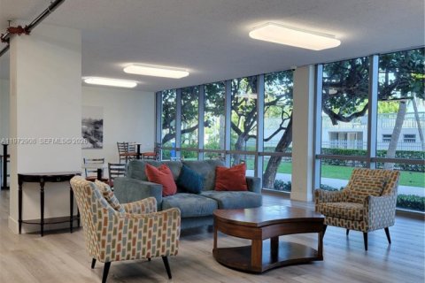 Condominio en venta en Miami Beach, Florida, 1 dormitorio, 110.55 m2 № 2033398 - foto 20