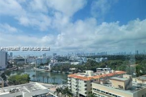 Condominio en venta en Miami Beach, Florida, 1 dormitorio, 110.55 m2 № 2033398 - foto 4