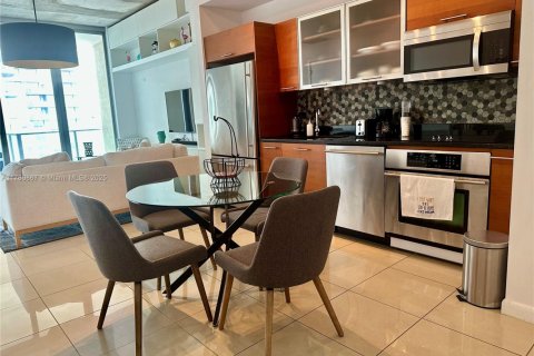 Condominio en venta en Miami, Florida, 1 dormitorio, 65.12 m2 № 1698499 - foto 19