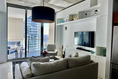 Condominio en venta en Miami, Florida, 1 dormitorio, 65.12 m2 № 1698499 - foto 11