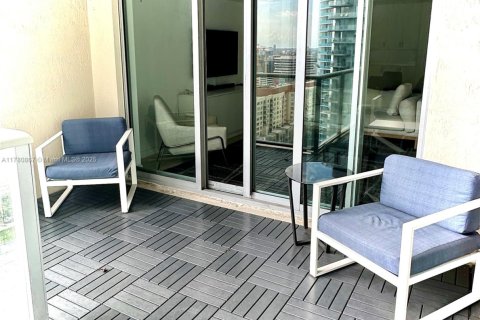 Condominio en venta en Miami, Florida, 1 dormitorio, 65.12 m2 № 1698499 - foto 6