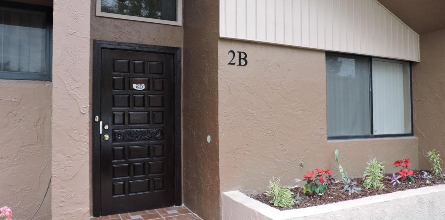 Apartamento en Royal Palm Beach, Florida 2 dormitorios, 128.48 m2 № 2263428