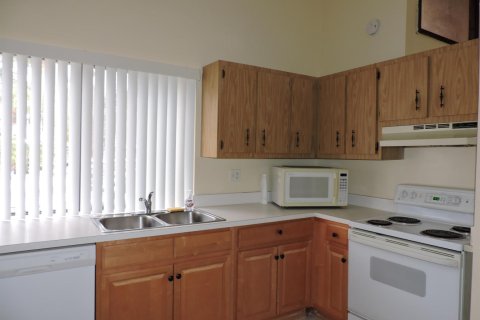 Apartamento en alquiler en Royal Palm Beach, Florida, 2 dormitorios, 128.48 m2 № 2263428 - foto 3