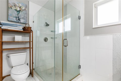 Casa en venta en Cutler Bay, Florida, 3 dormitorios, 169.55 m2 № 2365897 - foto 24