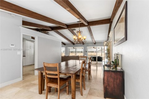 Casa en venta en Cutler Bay, Florida, 3 dormitorios, 169.55 m2 № 2365897 - foto 9