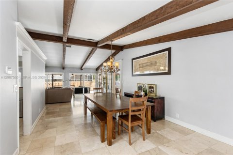 Casa en venta en Cutler Bay, Florida, 3 dormitorios, 169.55 m2 № 2365897 - foto 11