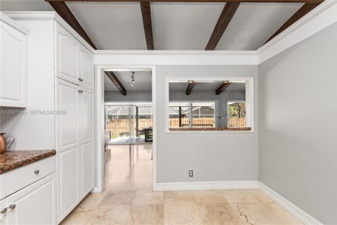 Casa en venta en Cutler Bay, Florida, 3 dormitorios, 169.55 m2 № 2365897 - foto 6