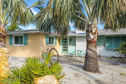 Casa en venta en Longboat Key, Florida, 2 dormitorios, 120.22 m2 № 1886458 - foto 16