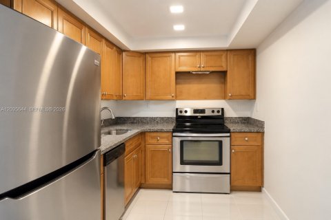 Copropriété à louer à Miami, Floride: 2 chambres, 83.43 m2 № 2385260 - photo 5