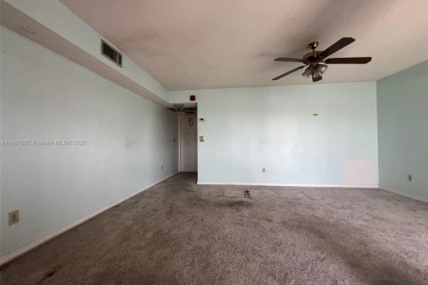 Condominio en venta en Homestead, Florida, 2 dormitorios, 89.19 m2 № 1845527 - foto 12