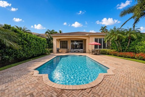 Villa ou maison à vendre à Palm Beach Gardens, Floride: 4 chambres, 392.79 m2 № 2374322 - photo 5
