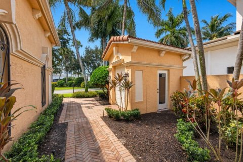 Villa ou maison à vendre à Palm Beach Gardens, Floride: 4 chambres, 392.79 m2 № 2374322 - photo 10