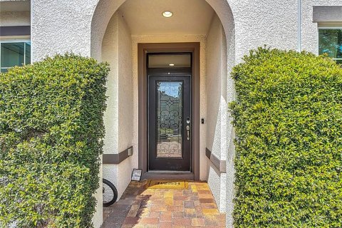 House in Orlando, Florida 5 bedrooms, 335.75 sq.m. № 1689863 - photo 5