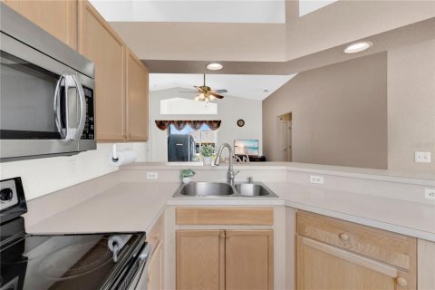 Casa en venta en Davenport, Florida, 3 dormitorios, 135.27 m2 № 2347108 - foto 5