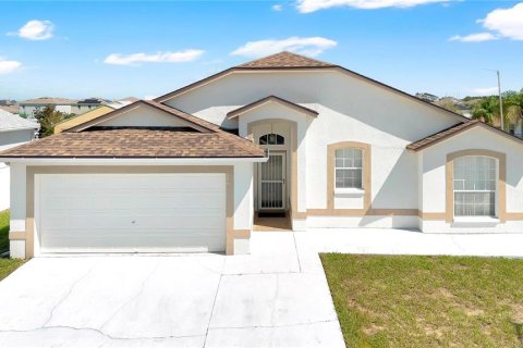 Villa ou maison à Davenport, Floride 3 chambres, 135.27 m2 № 2347108