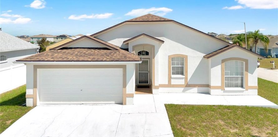Casa en Davenport, Florida 3 dormitorios, 135.27 m2 № 2347108