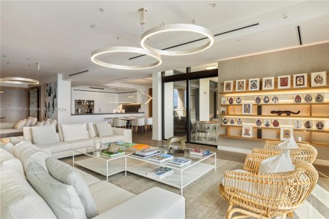 Condominio en venta en Miami Beach, Florida, 3 dormitorios, 352.38 m2 № 1429629 - foto 14