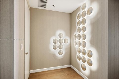 Condominio en venta en Miami Beach, Florida, 3 dormitorios, 352.38 m2 № 1429629 - foto 3