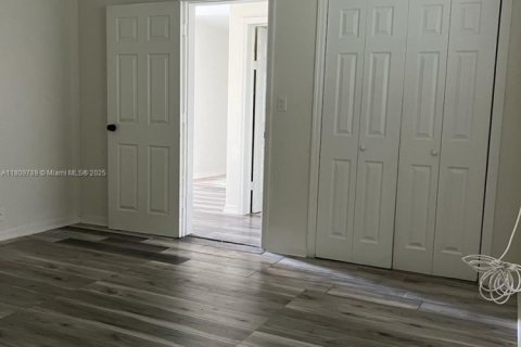 Commercial property in Hollywood, Florida 135.82 sq.m. № 1752910 - photo 14