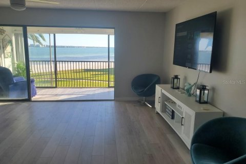 Condo in Clearwater, Florida, 2 bedrooms  № 681162 - photo 13