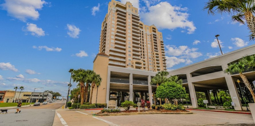 Condo in Jacksonville, Florida, 1 bedroom № 859527