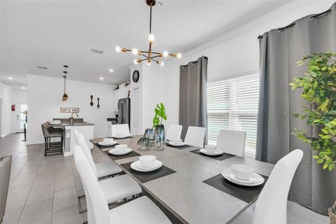 Adosado en venta en Kissimmee, Florida, 5 dormitorios, 201.41 m2 № 1873262 - foto 26